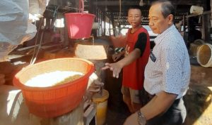 Dosen Universitas Wira Bhakti Bantu Perajin Tahu Tempe di Makassar Tingkatkan Produksi dan Penjualan
