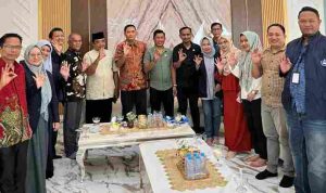 Wakil Bupati Takalar, Dr Hengky Yasin menerima kunjungan dosen dan sfat Universitas Wira Bhakti Makassar di rumah jabatannya belum lama ini.