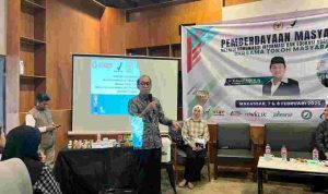 BBPOM Makassar Bersama Anggota DPR RI Edukasi Warga Jadi Konsumen Cerdas