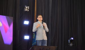 Di Hadapan 6000 Mahasiswa Unand, Taruna Ikrar: Raih Prestasi, Indonesia Punya Kamu